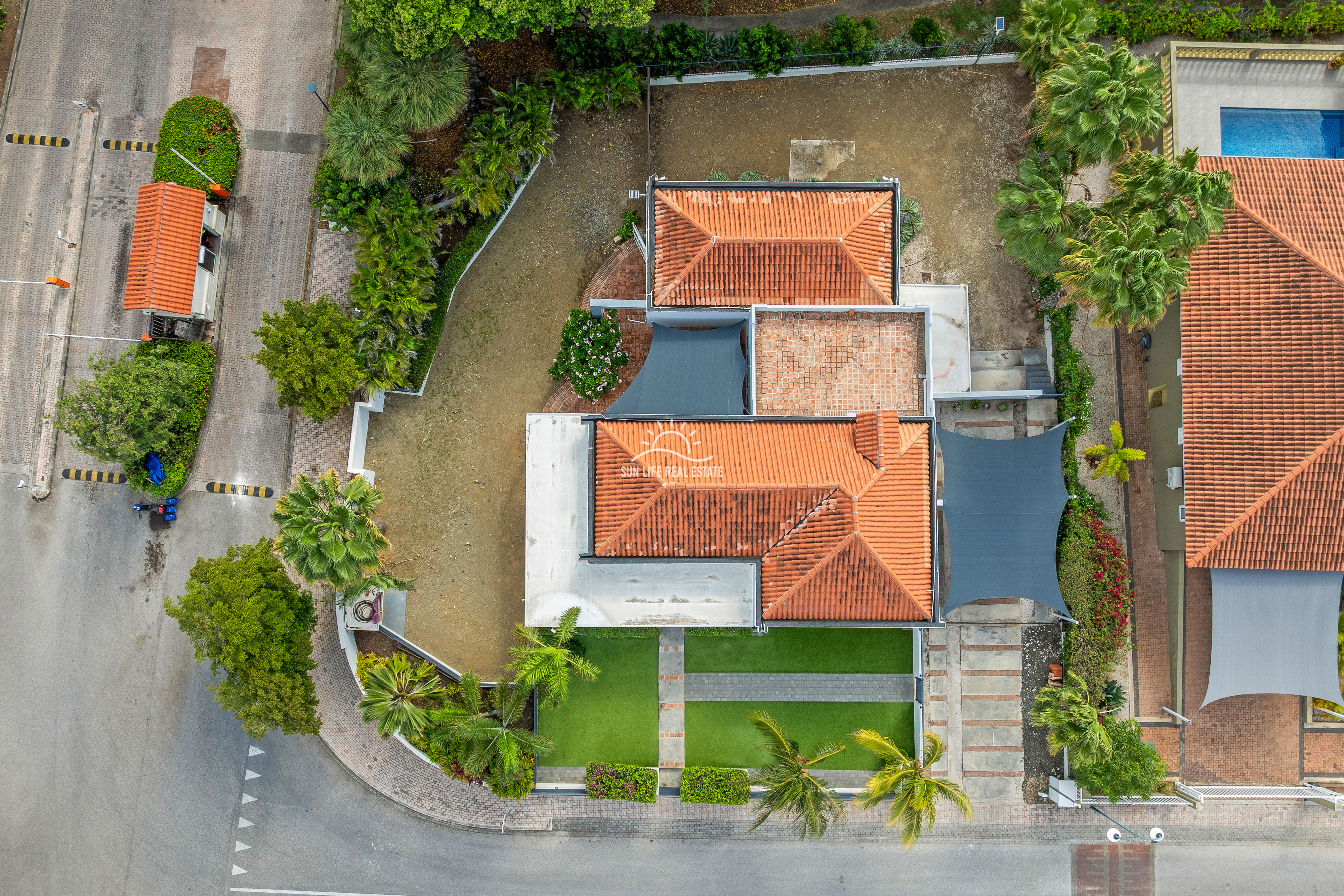 Spacious Villa with Expansion Potential in Popular Villapark Zuurzak