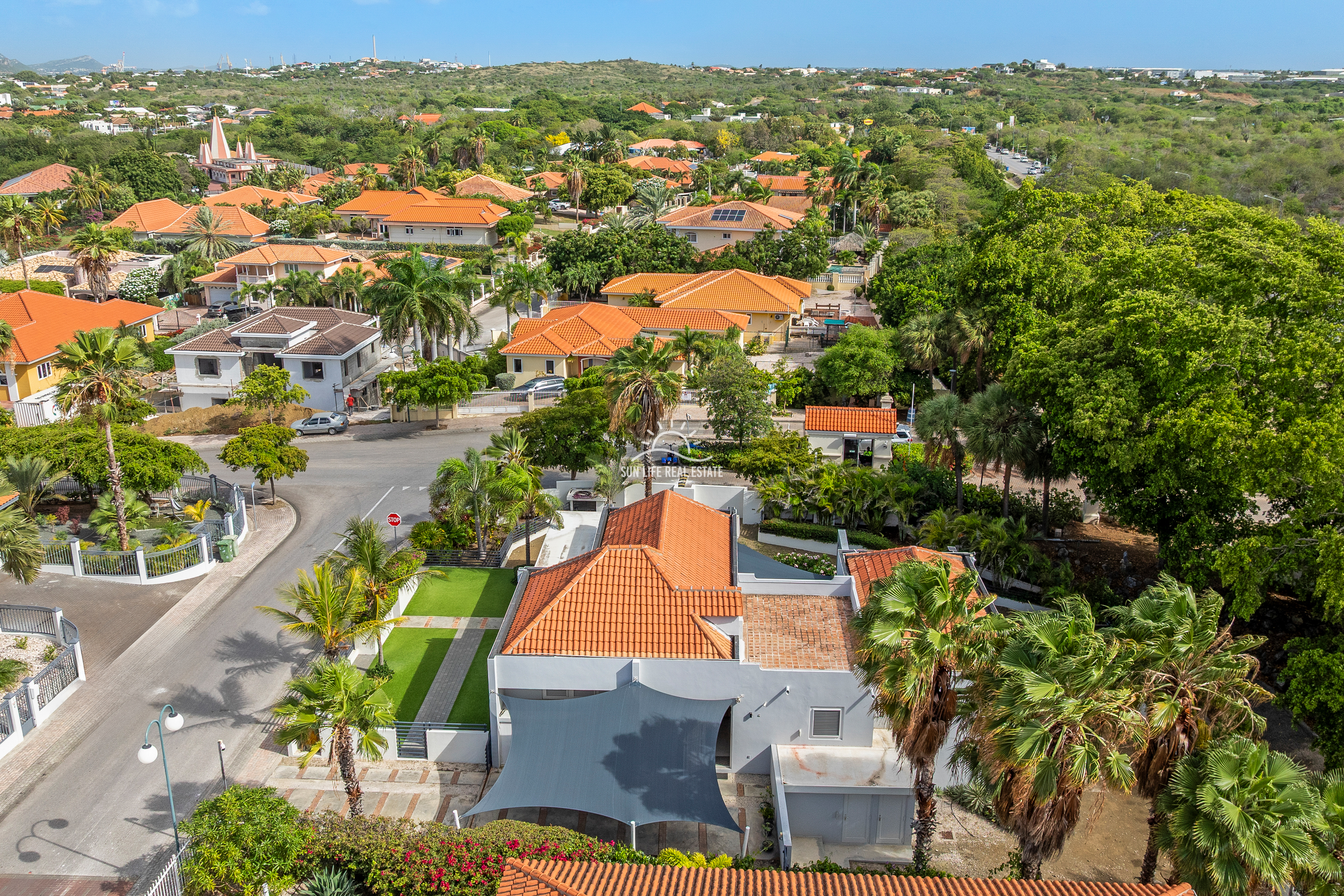 Spacious Villa with Expansion Potential in Popular Villapark Zuurzak