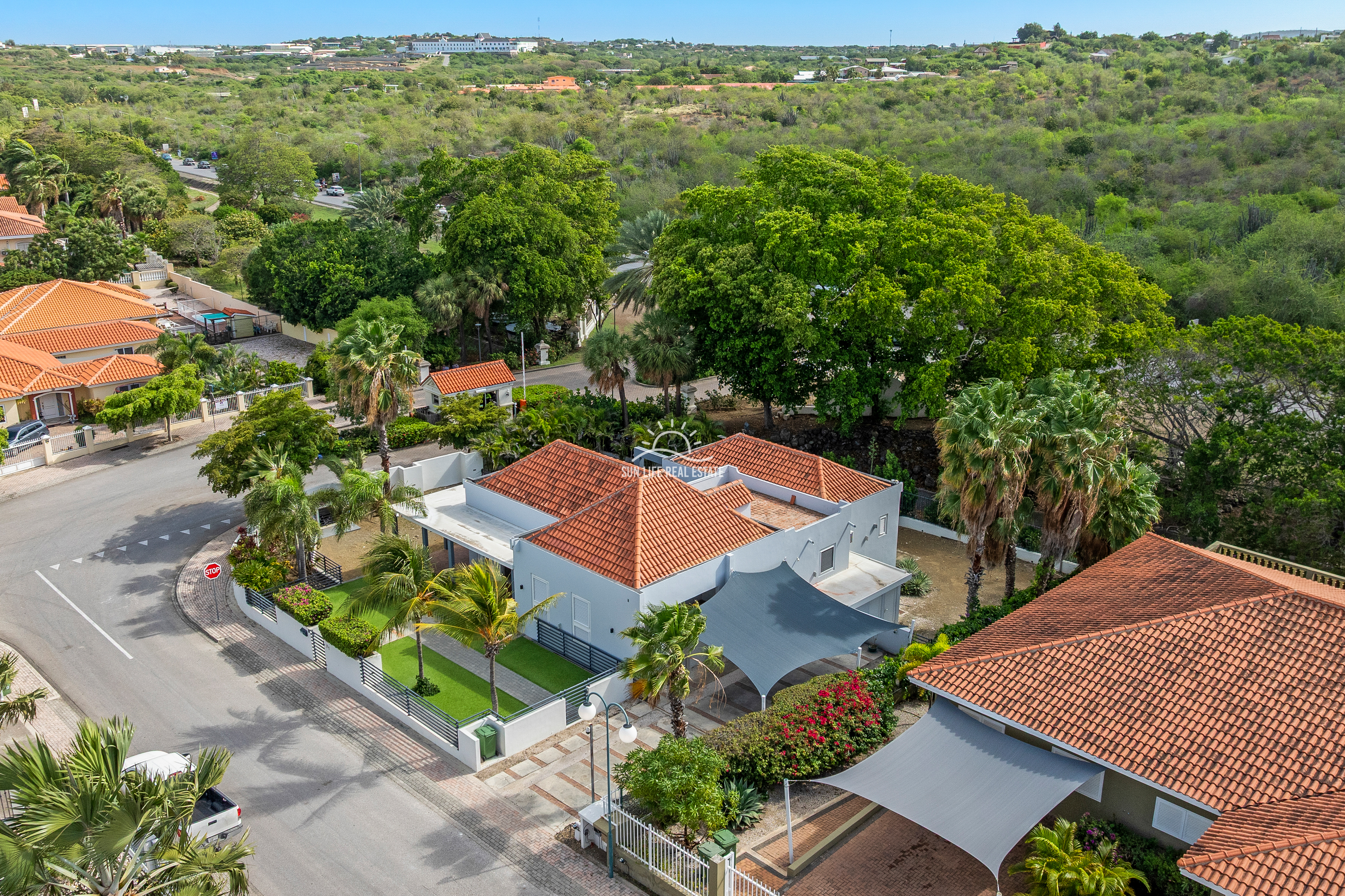 Spacious Villa with Expansion Potential in Popular Villapark Zuurzak