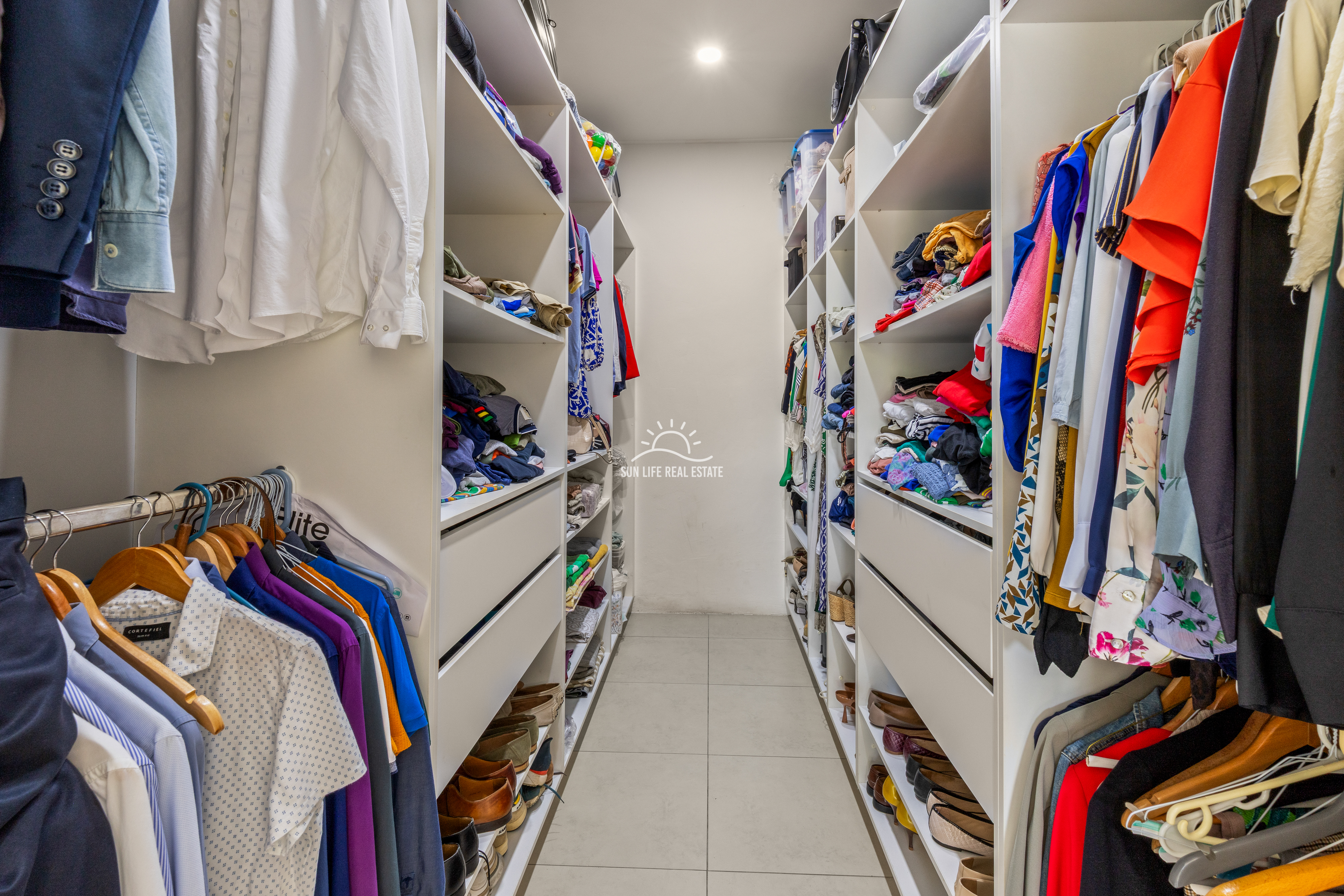 Spacious Villa with Expansion Potential in Popular Villapark Zuurzak