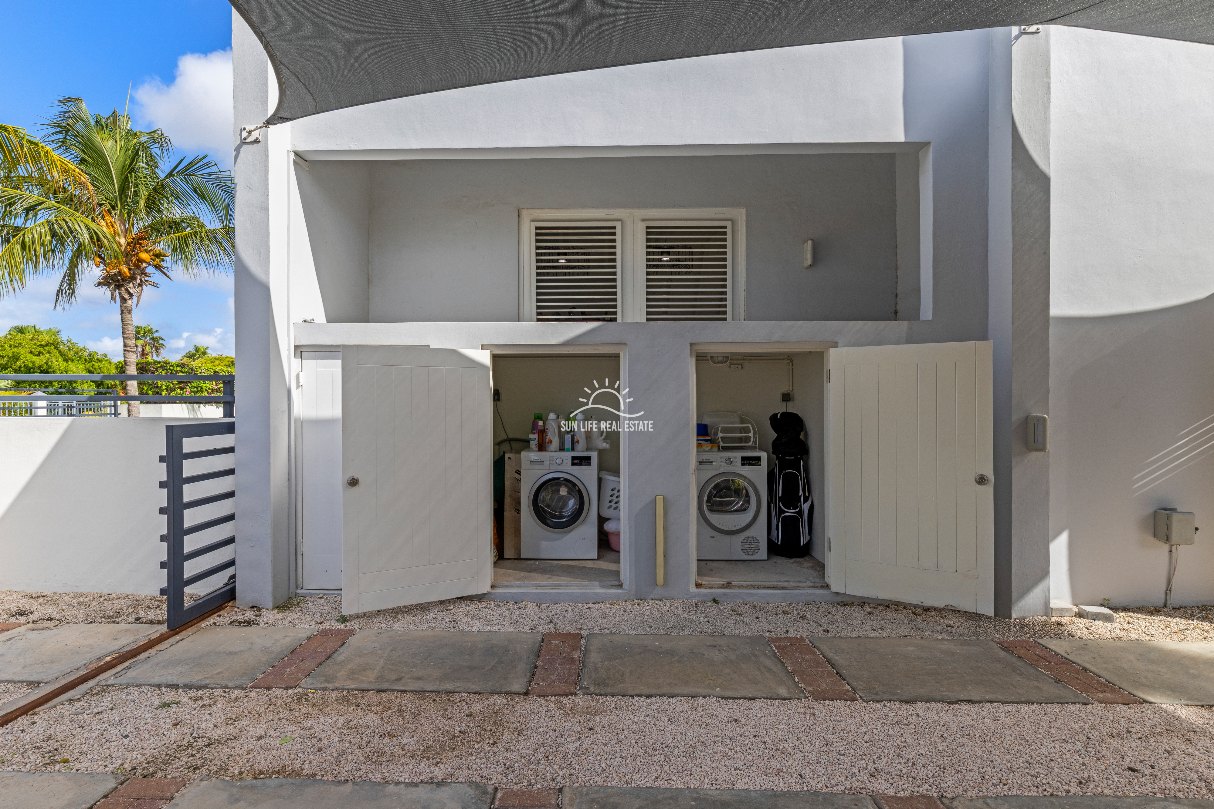 Spacious Villa with Expansion Potential in Popular Villapark Zuurzak