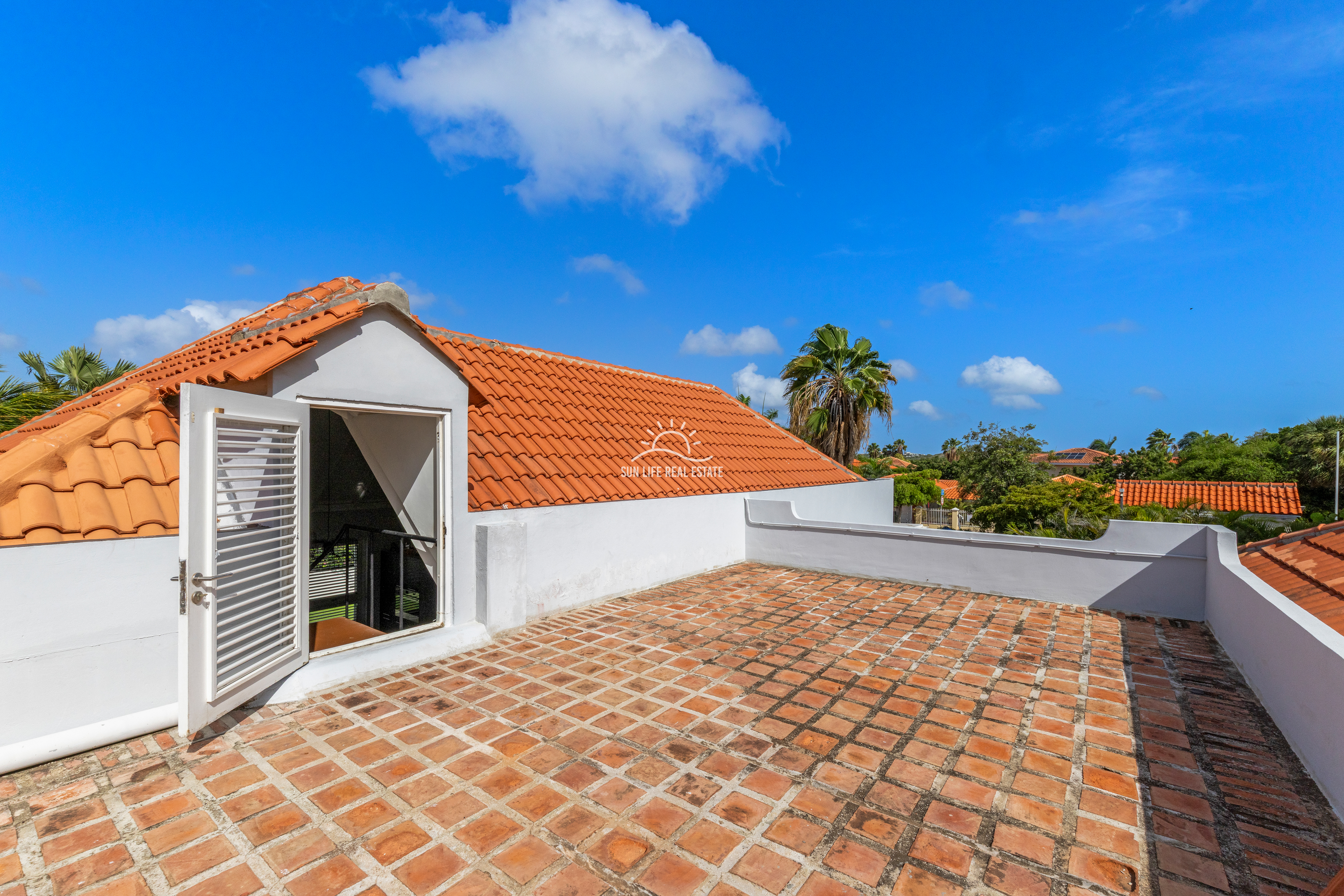 Spacious Villa with Expansion Potential in Popular Villapark Zuurzak