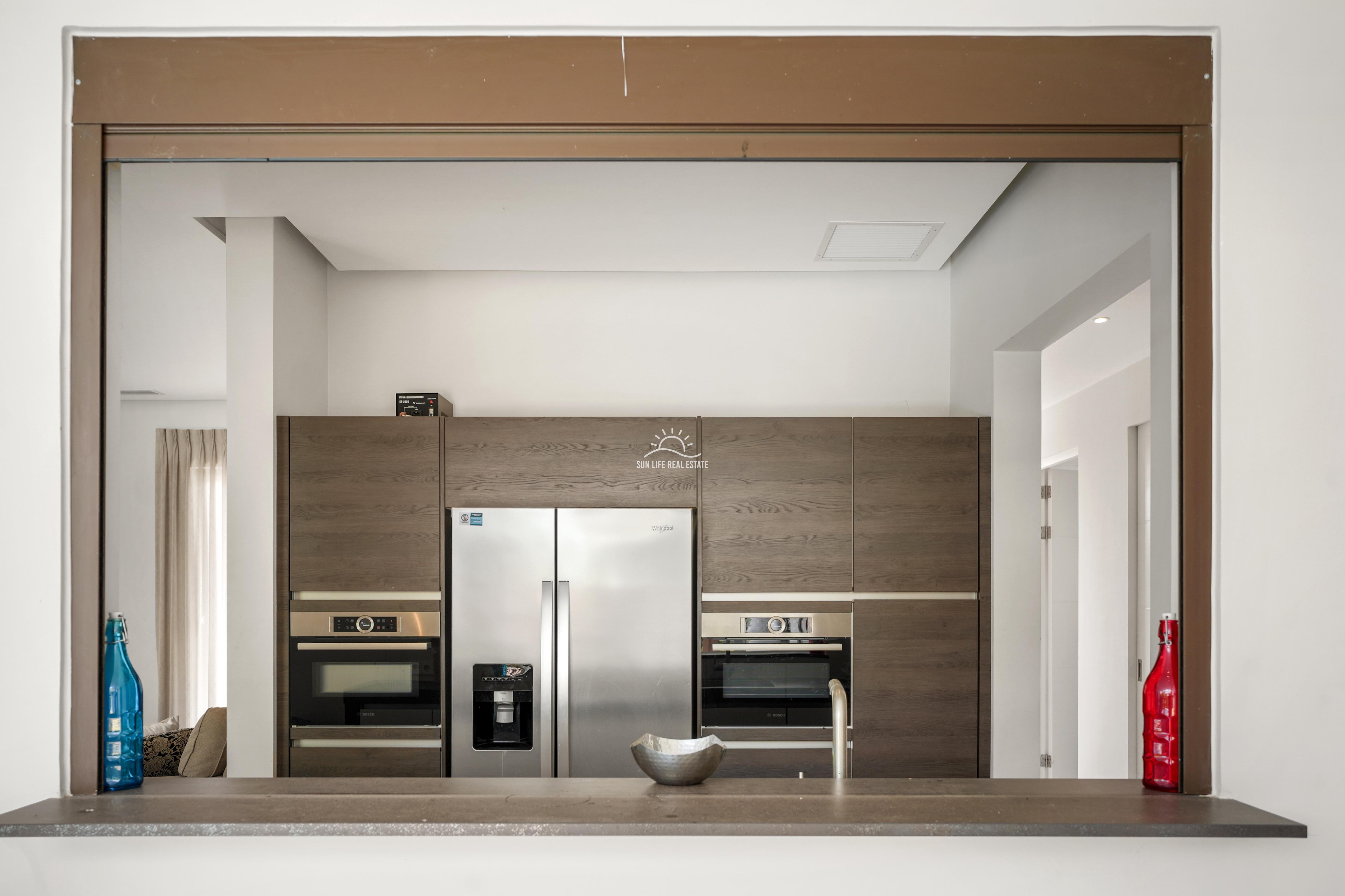 Luxury and modern villa for sale in Jan Sofat LXRY