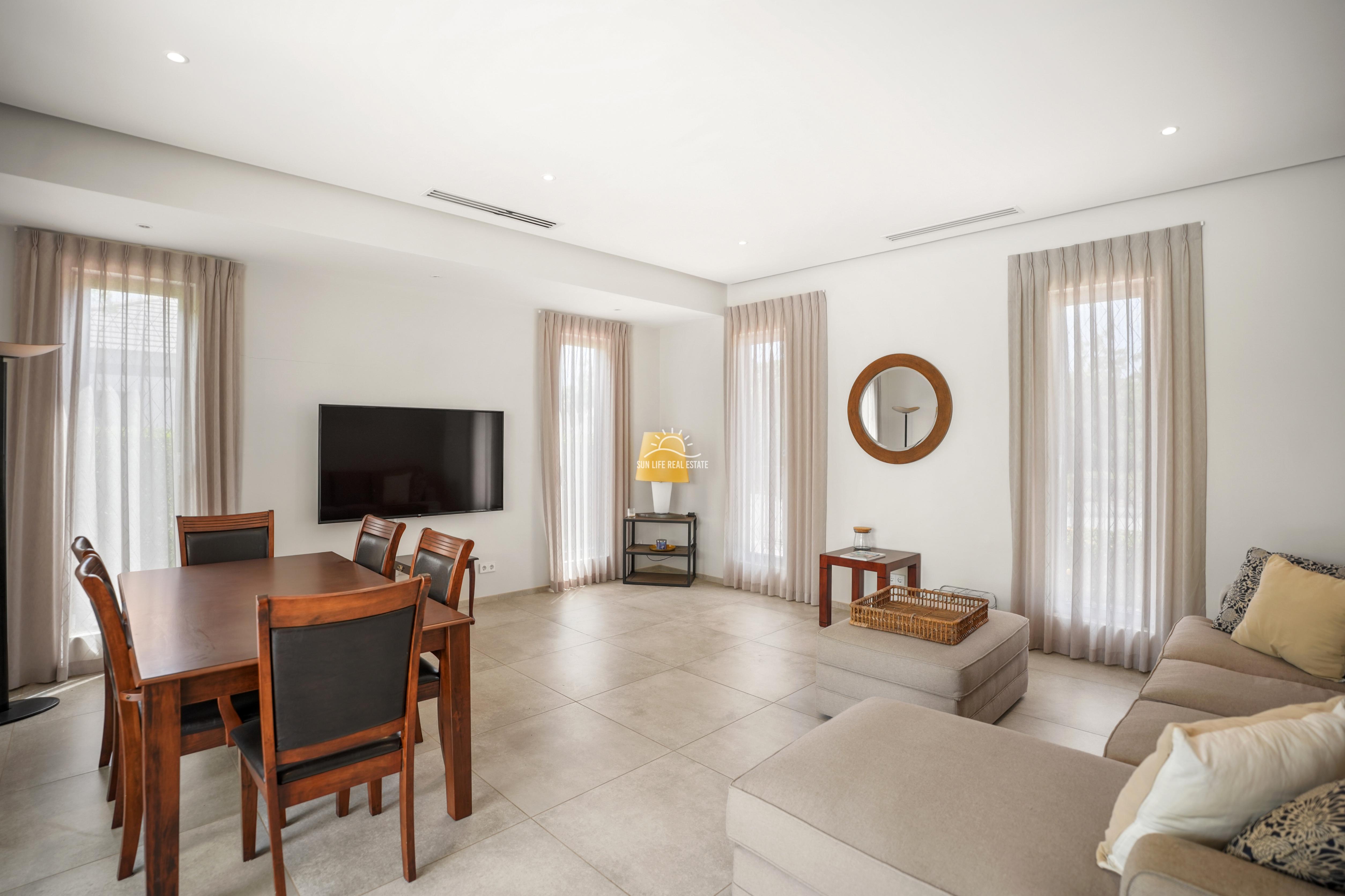 Luxury and modern villa for sale in Jan Sofat LXRY