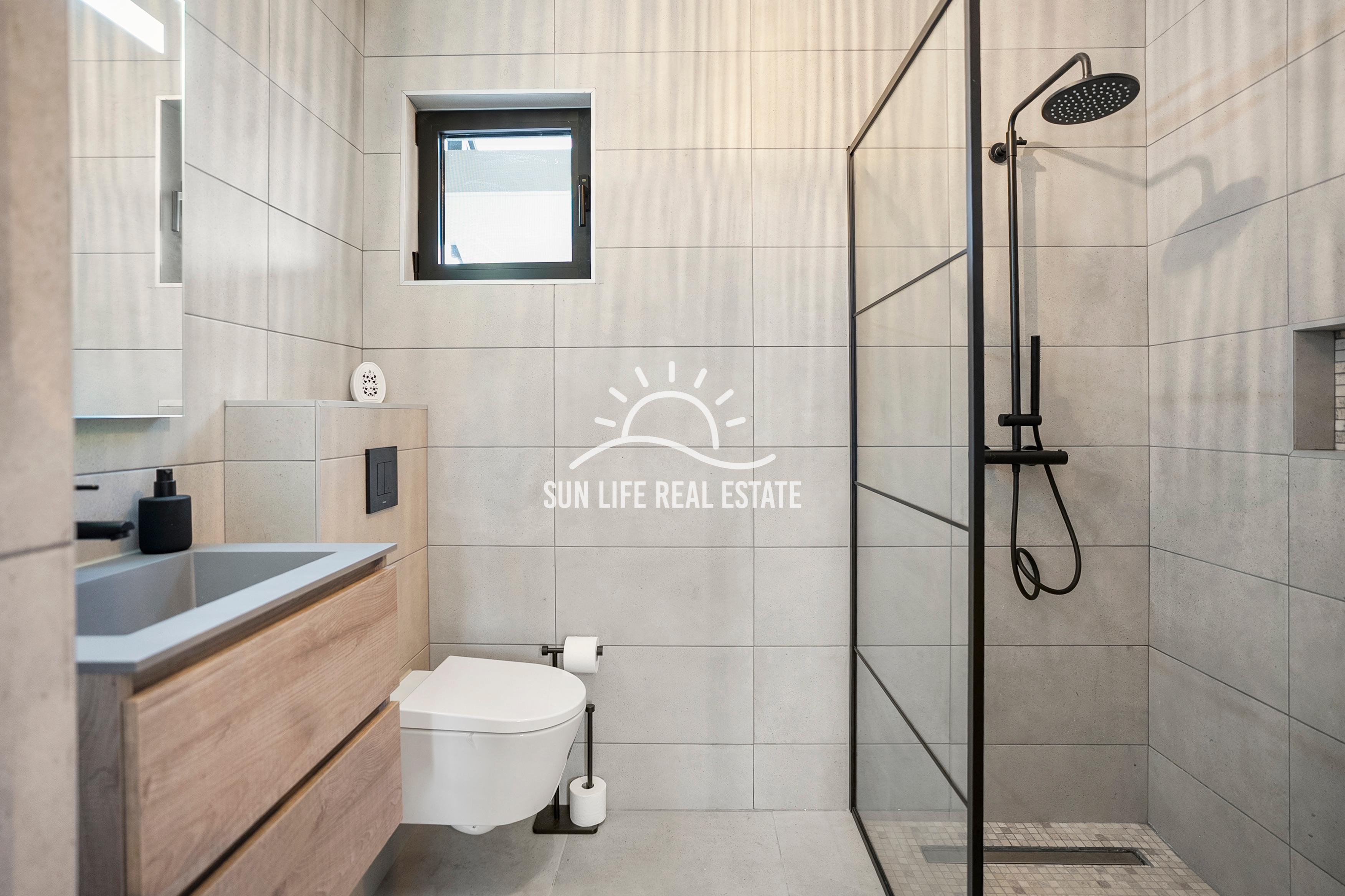 Luxury 2-Bedroom Apartments For Rent in Seru Loraweg