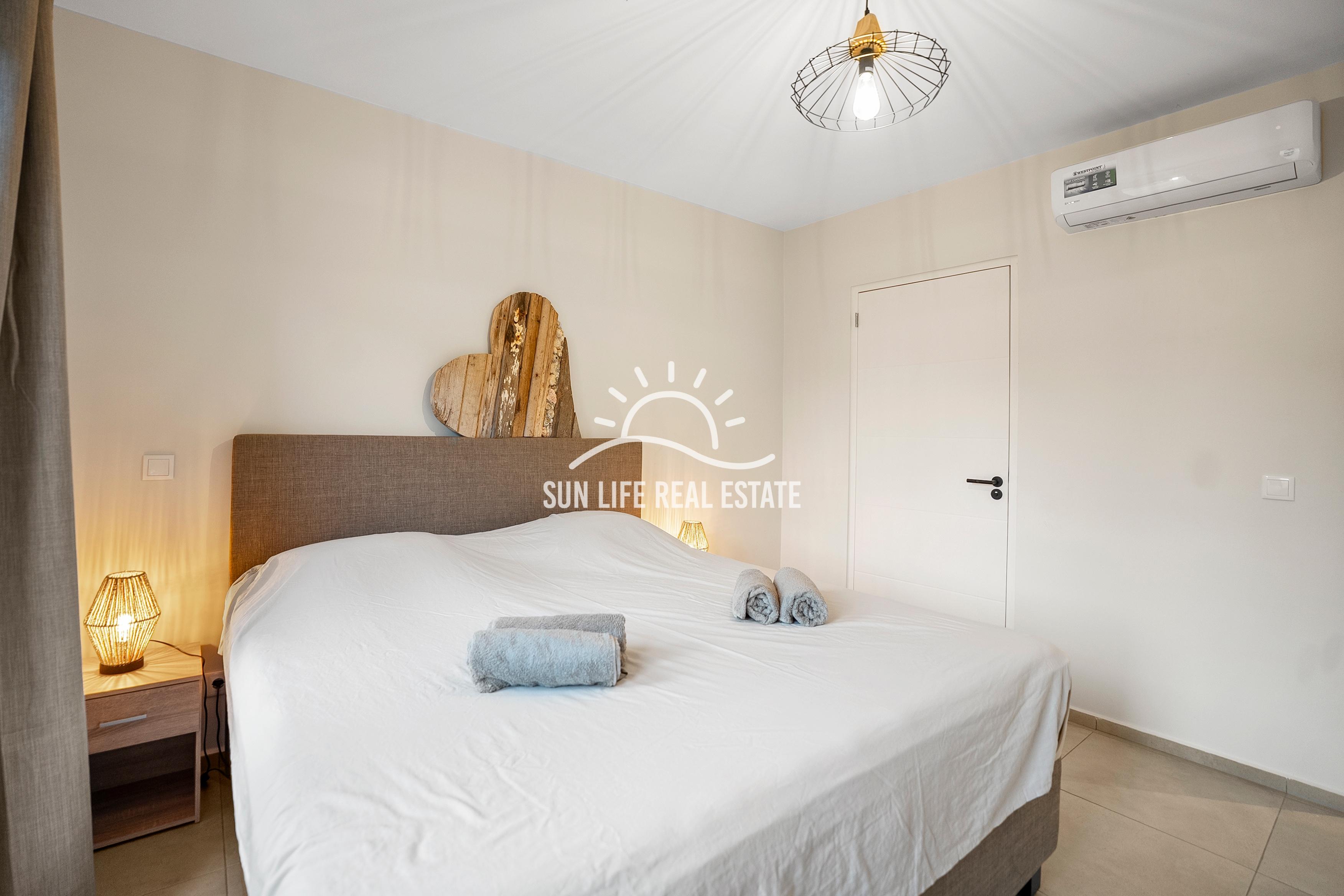 Luxury 2-Bedroom Apartments For Rent in Seru Loraweg