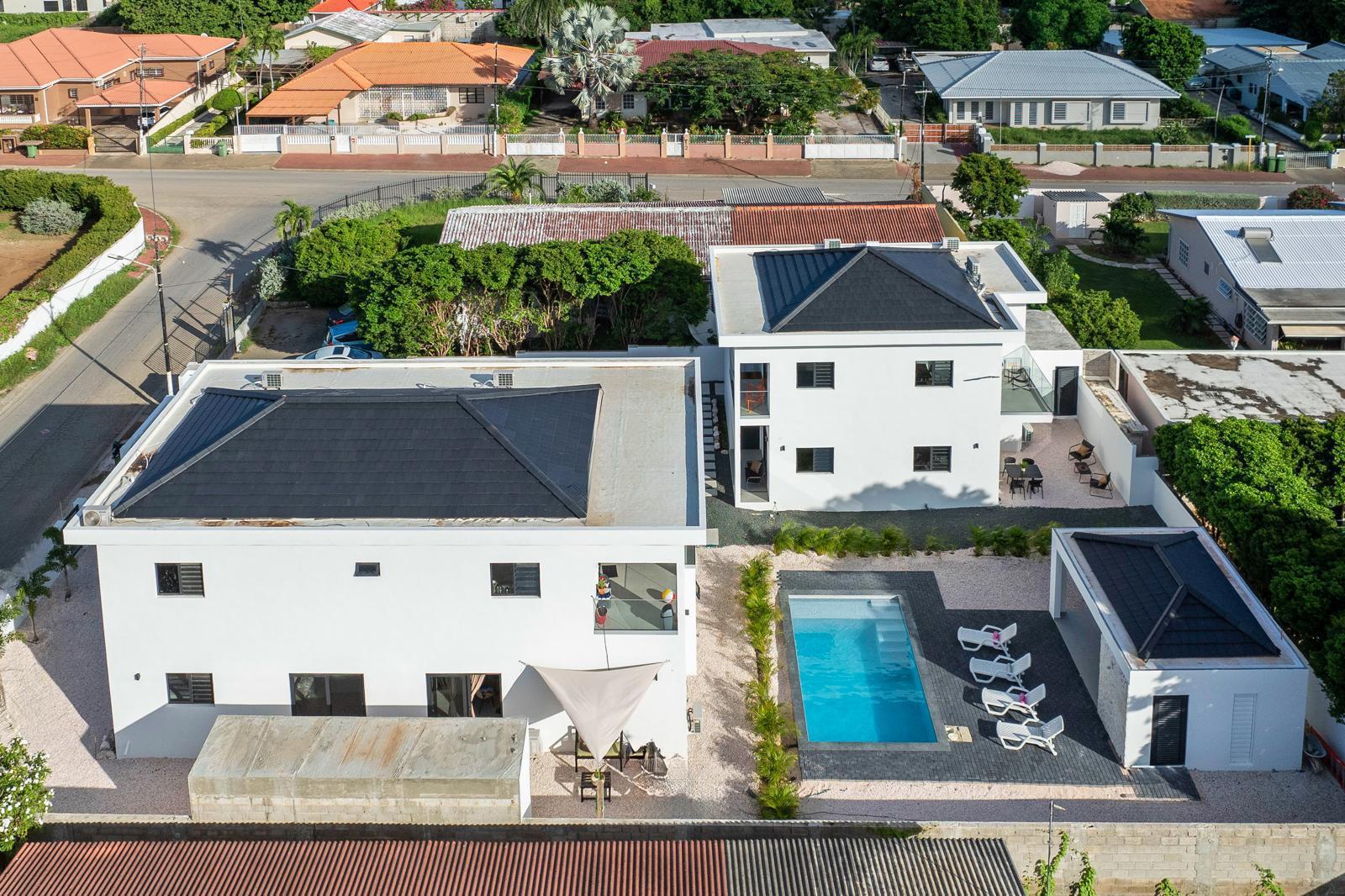 Bright & Modern Furnished Apartment For Rent with Resort-Style Pool
