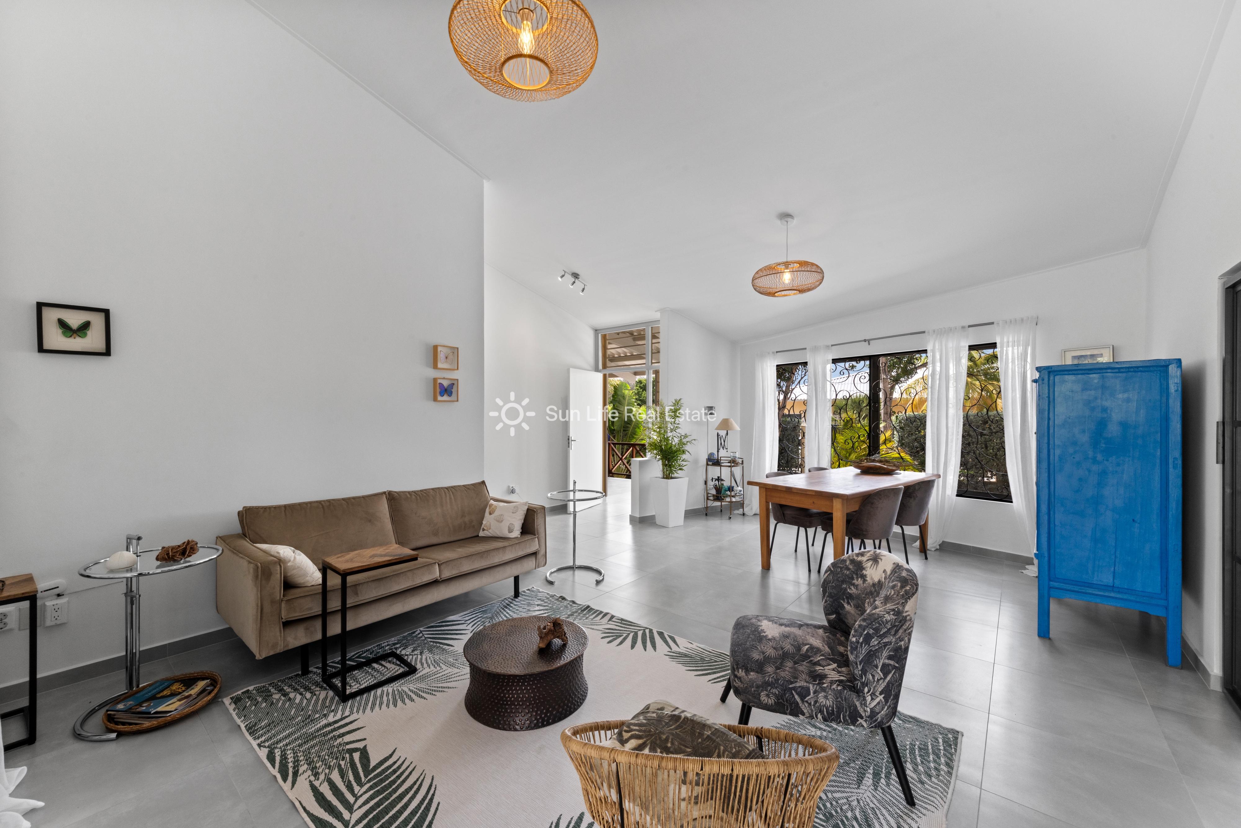 Renovated Villa with Guest Apartment in Julianadorp