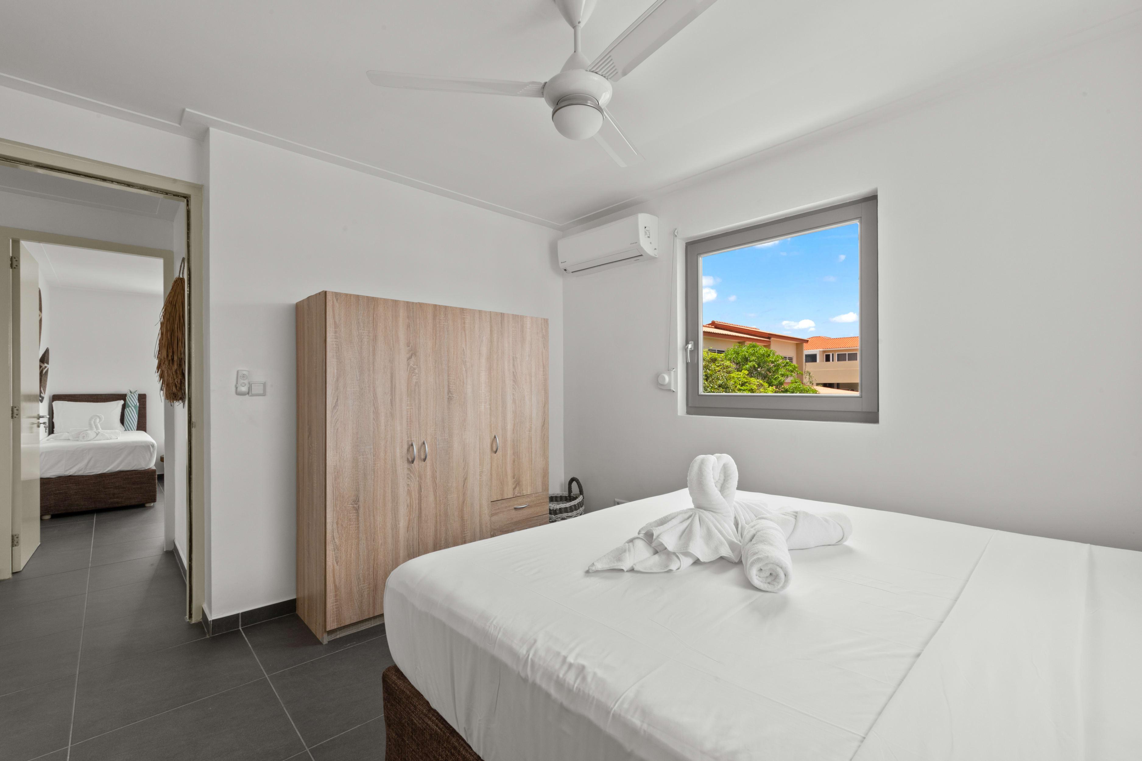 Stylish and Spacious 2-Bedroom Apartment with Hillside Views in Old Jan Thiel