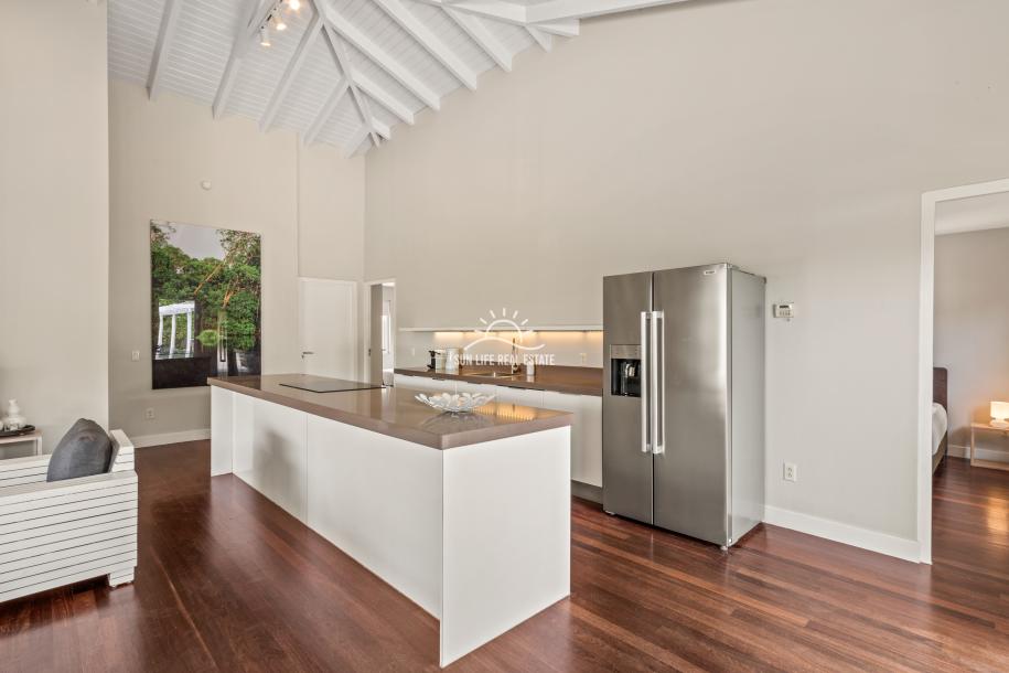 Fully Furnished 3-Bedroom Villa with Private Pool in Vista Royal, Walking Distance to Jan Thiel Beach-16