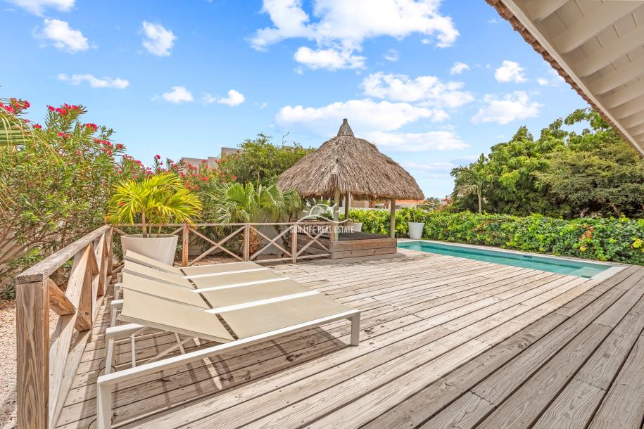 Fully Furnished 3-Bedroom Villa with Private Pool in Vista Royal, Walking Distance to Jan Thiel Beach-46