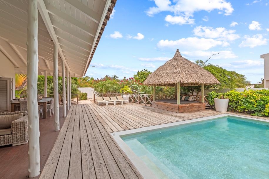 Fully Furnished 3-Bedroom Villa with Private Pool in Vista Royal, Walking Distance to Jan Thiel Beach-42
