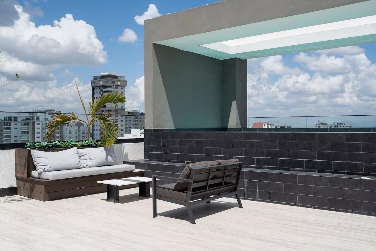 Luxury 1-Bedroom Apartment for Sale in Piantini – Fully Furnished with Proven Airbnb Income