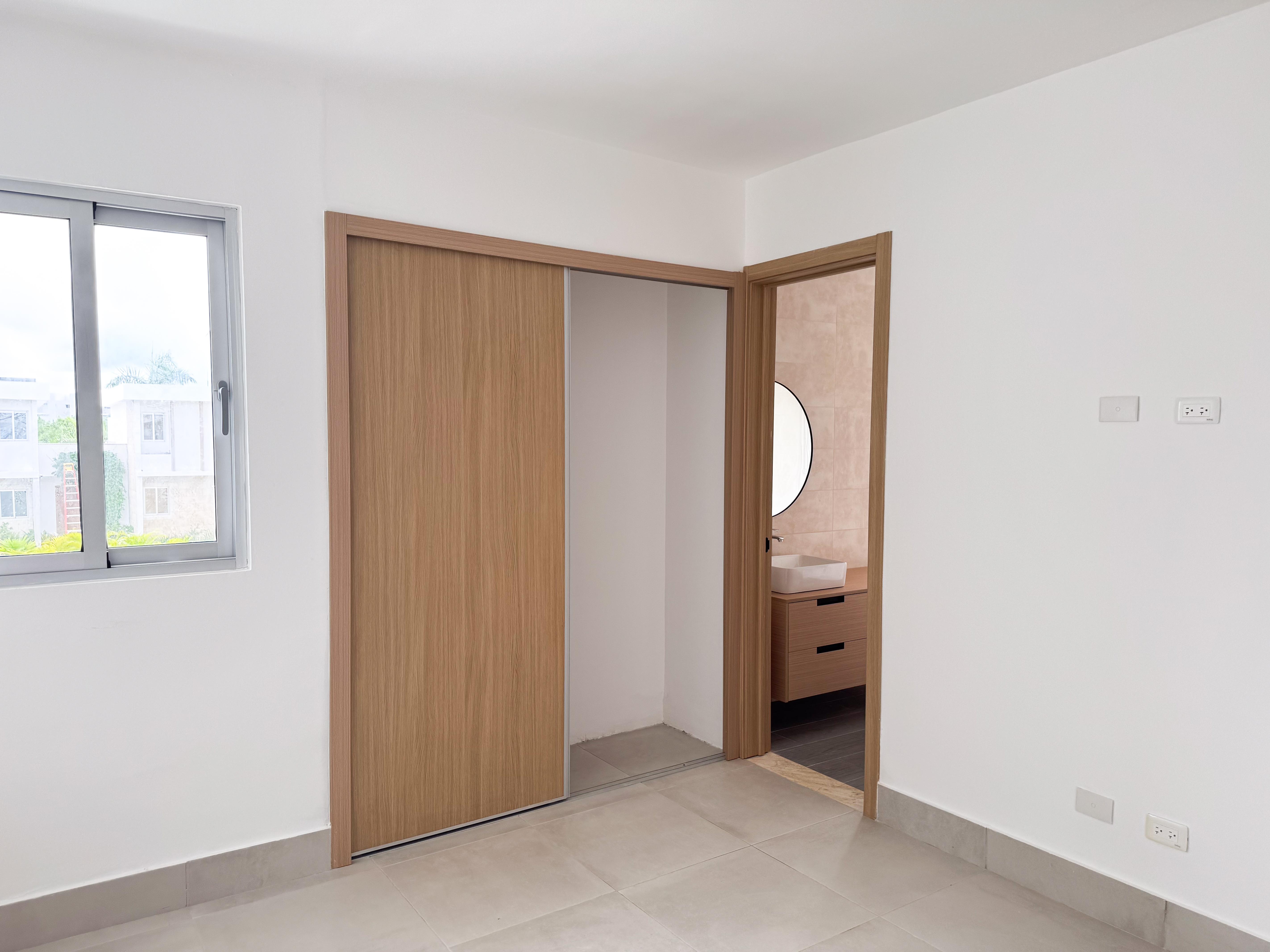 3 bedrooms villa for sale in White Sands