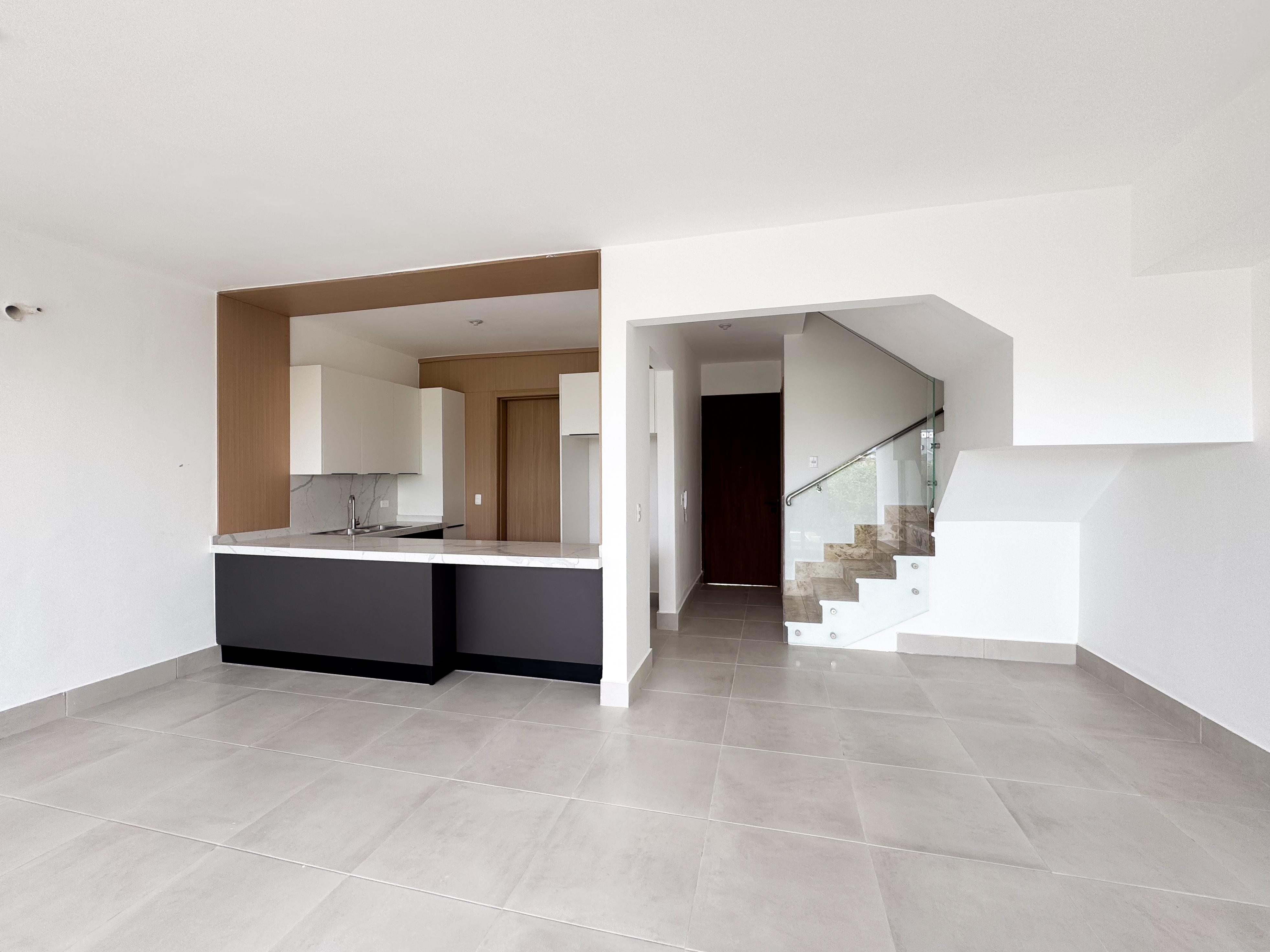 3 bedrooms villa for sale in White Sands